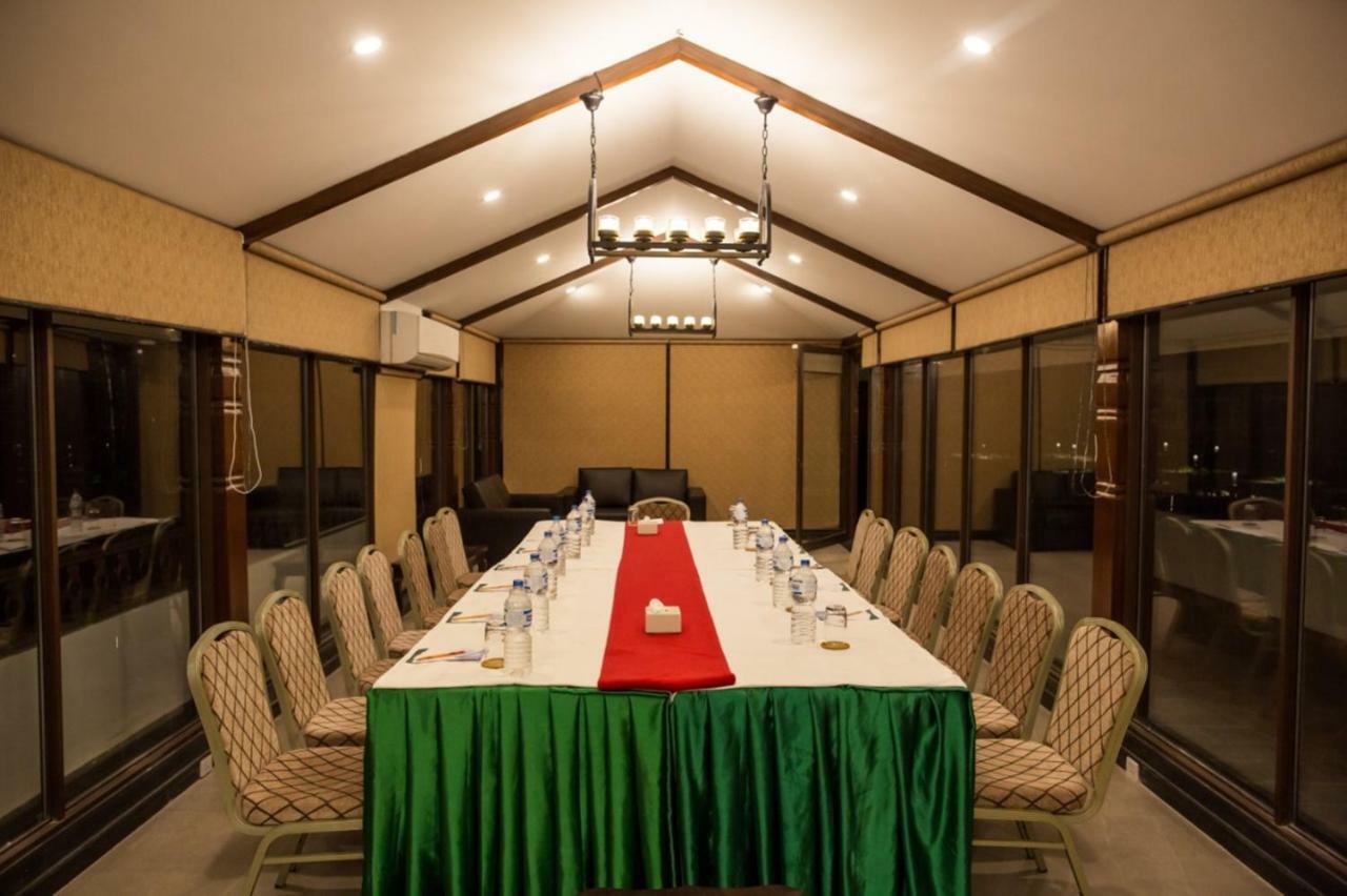 Chandragiri Hills Resort Thānkot Zewnętrze zdjęcie